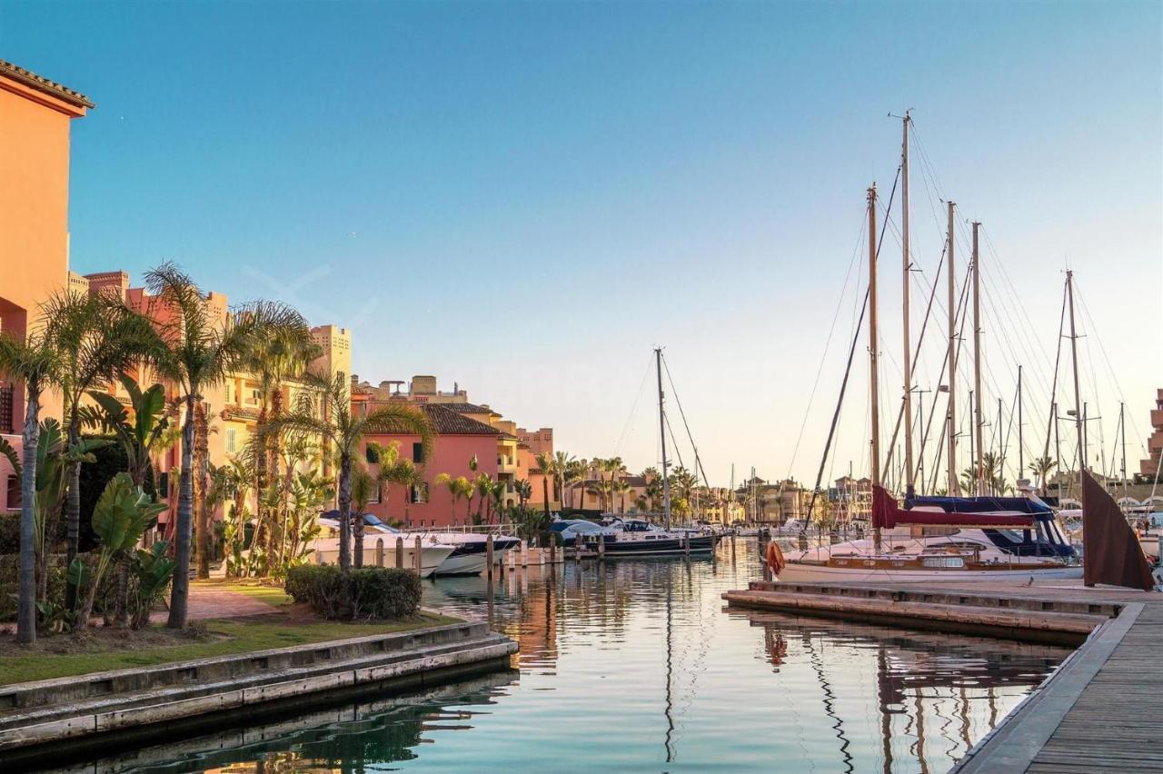 New & Modern Apartment - Marina, Sotogrande Zewnętrze zdjęcie